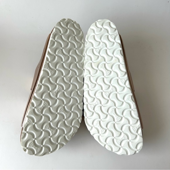 Rose Gold Metallic Copper Birkenstock Arizona Two Strap Sandals New Size 37 - Picture 10 of 11